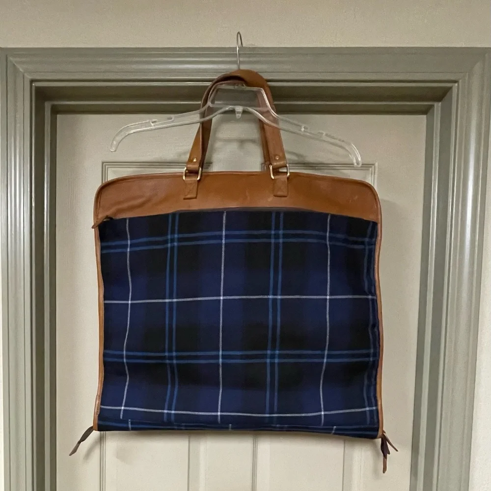 F H Wadsworth NYC Plaid Garment Bag with Leather Accents Caesers Palace Emblem